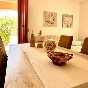 Casa vacanze Sea Rocks House, Olbia